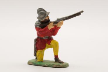 Landsknecht musketeer kneeling with Spanish helmet